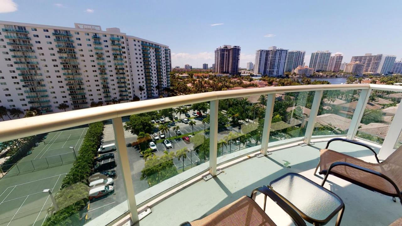 Ocean Reserve Condo By Flatsaway Miami Beach Exterior photo