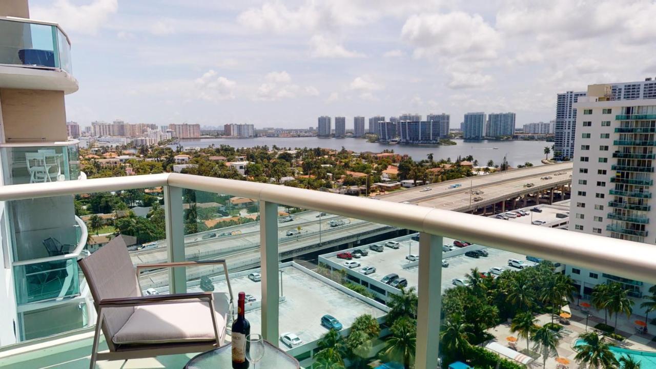 Ocean Reserve Condo By Flatsaway Miami Beach Exterior photo