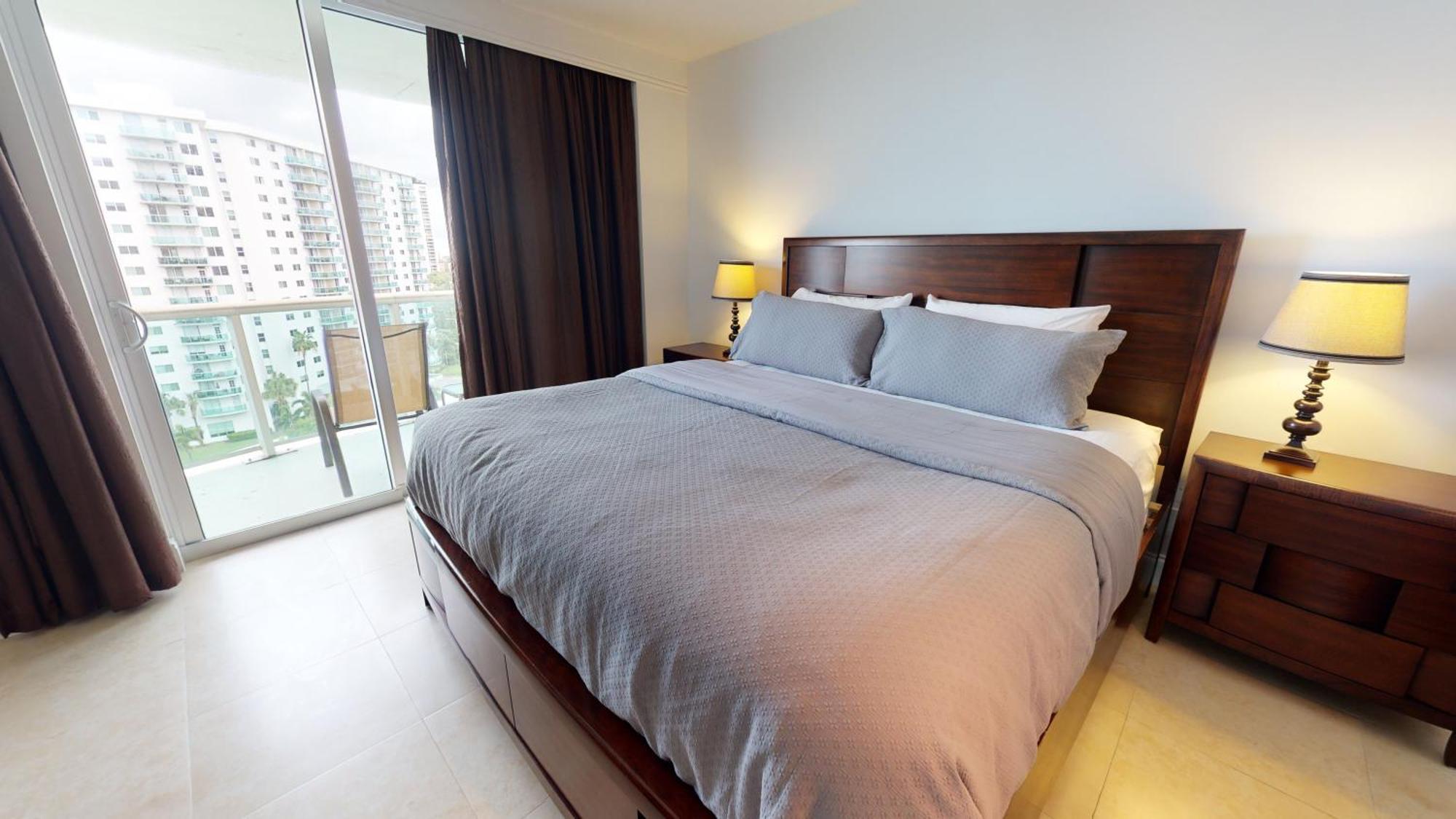 Ocean Reserve Condo By Flatsaway Miami Beach Room photo