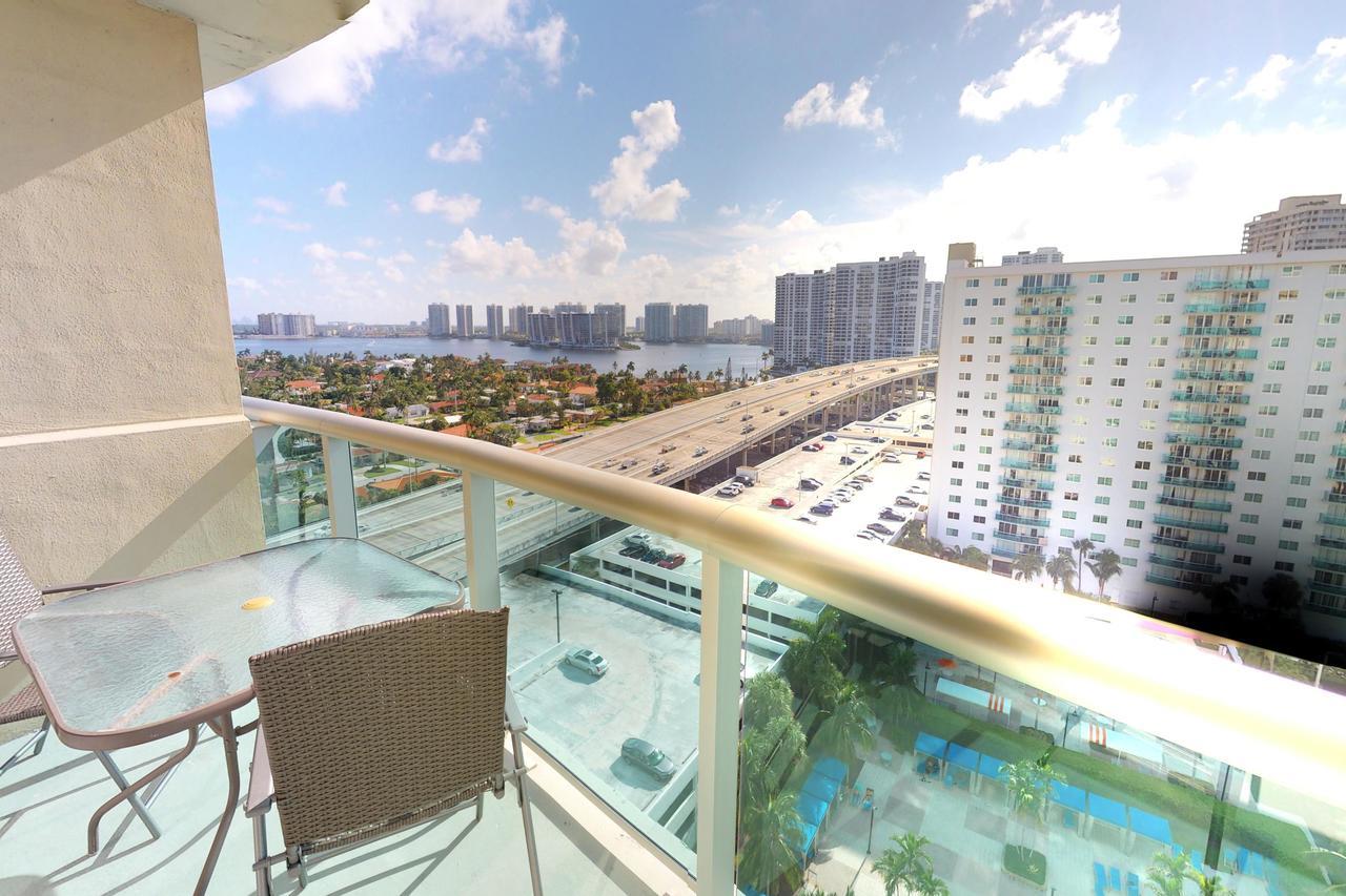 Ocean Reserve Condo By Flatsaway Miami Beach Exterior photo